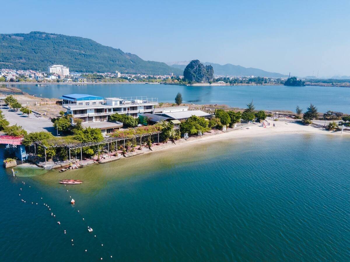 Biển Cẩm Phả