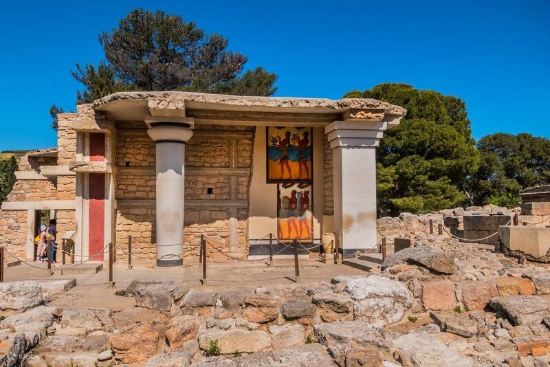 Cung điện Knossos