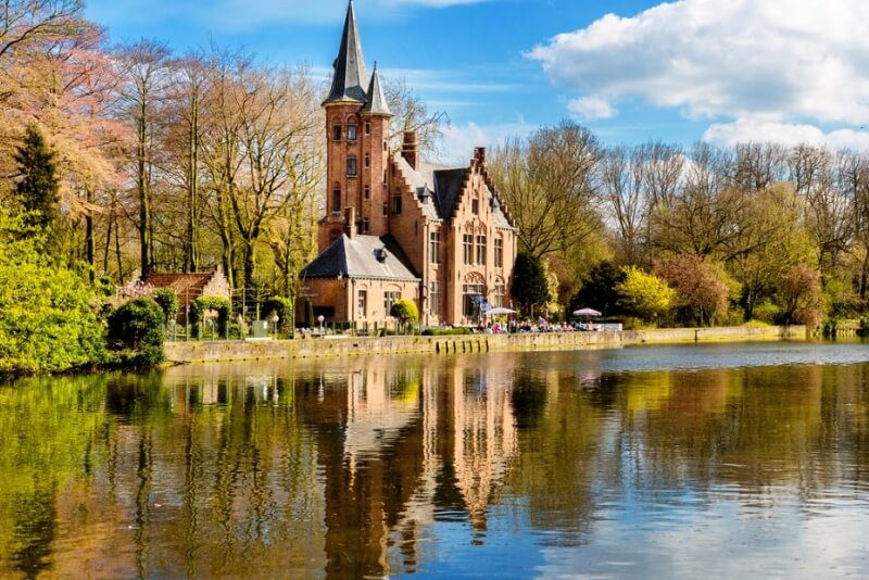 Hồ Tình Yêu Minnewater ở Bruges - Nước Bỉ