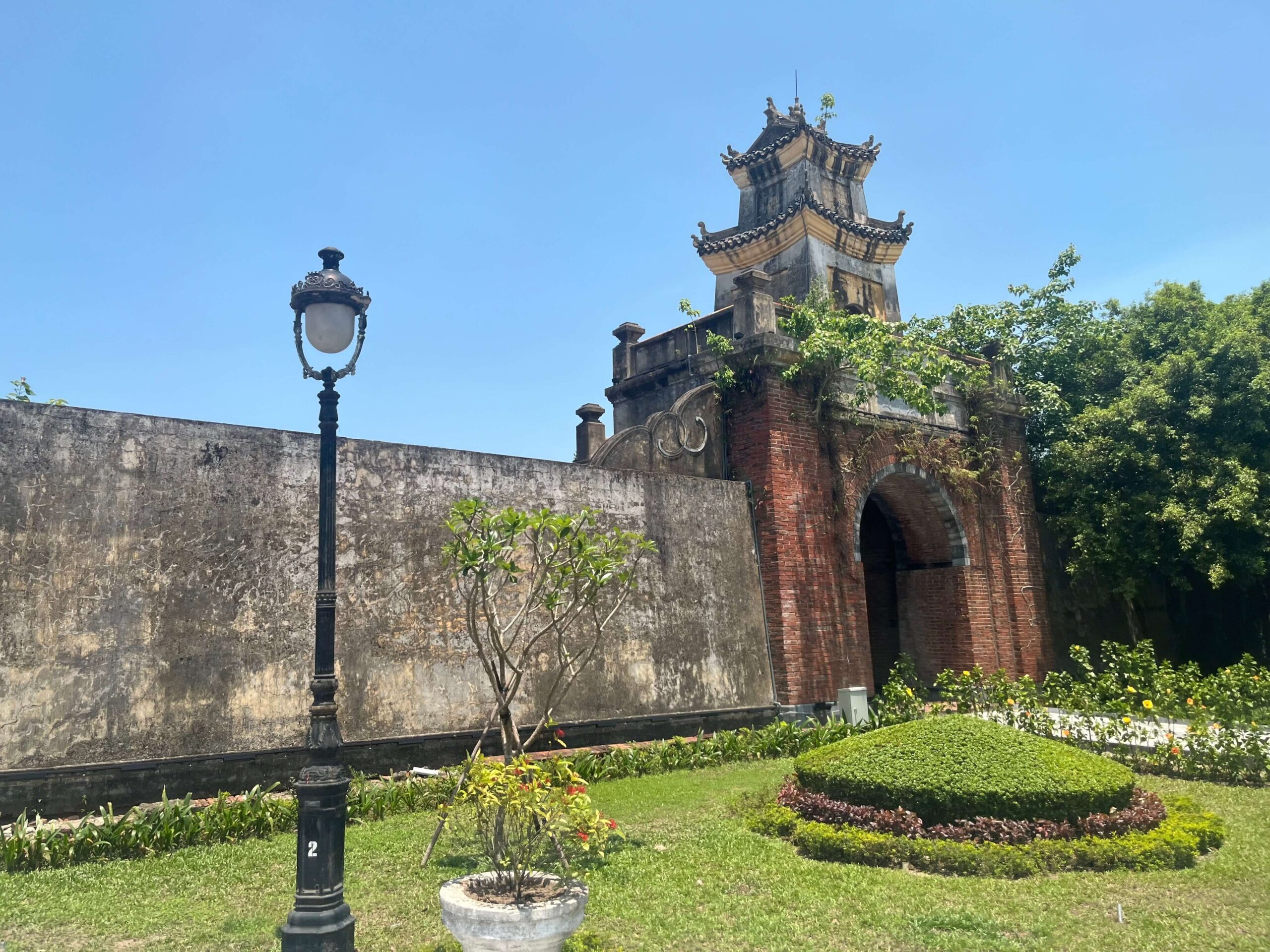 Quảng Bình Quan