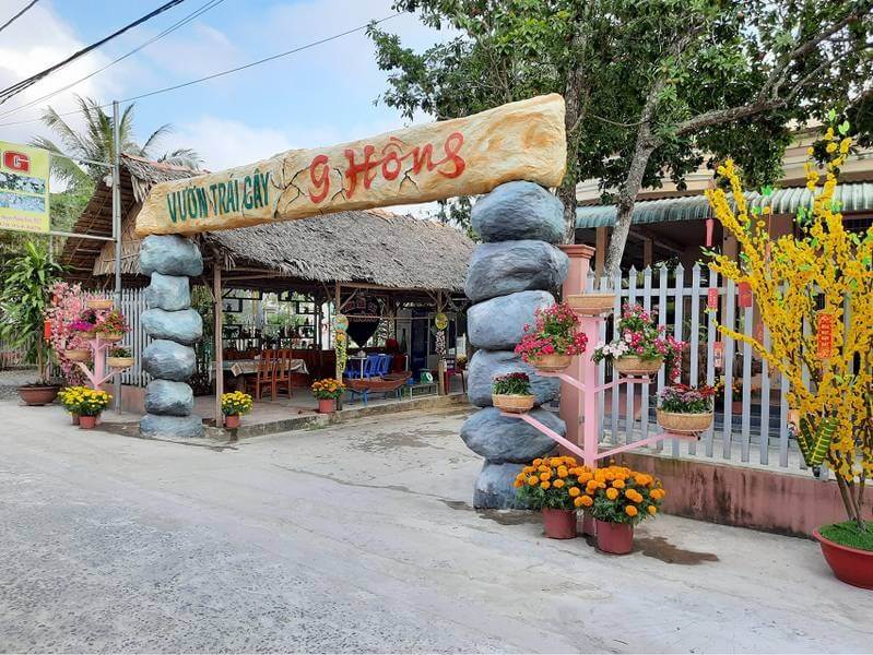 Vườn trái cây Chín Hồng